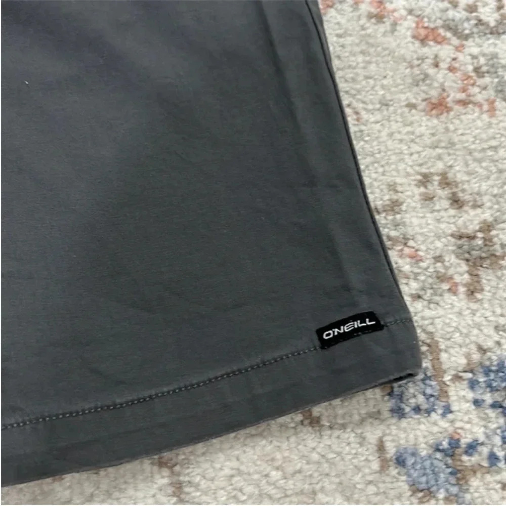 O’Neill men’s shorts - Picture 3 of 4
